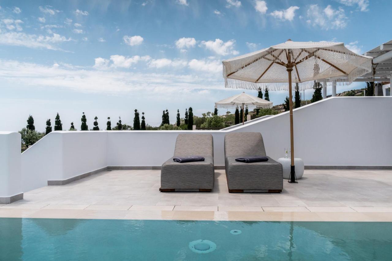 Arotron Santorini Bed & Breakfast Pyrgos Kallistis Bagian luar foto