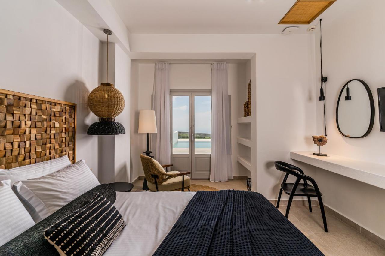 Arotron Santorini Bed & Breakfast Pyrgos Kallistis Bagian luar foto